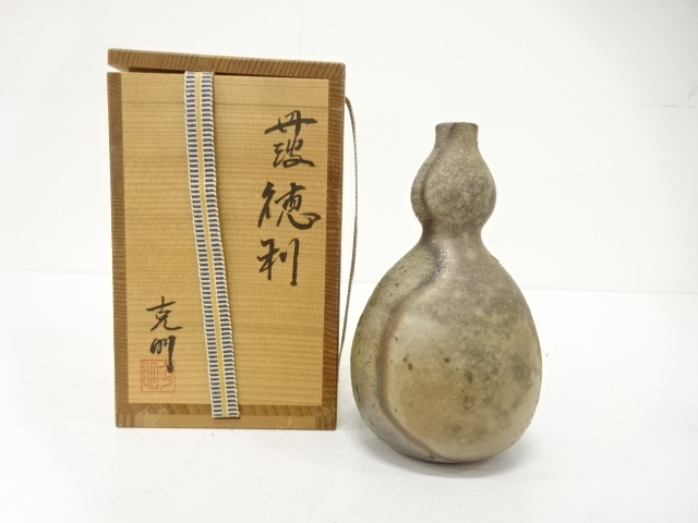 JAPANESE CERAMICS / TANBA WARE SAKE BOTTLE / ARTISAN WORK